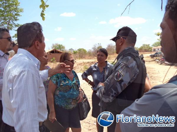 Reintegração de posse em terreno na zona rural gera confusão.(Imagem:FlorianoNews)