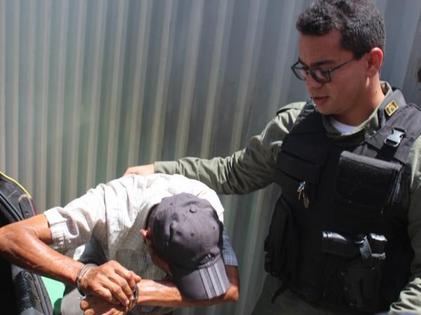 Suspeito foi preso ao tentar assaltar uma professora na universidade.(Imagem:Gustavo Almeida/G1)