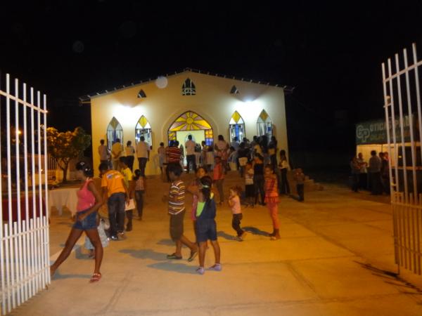 Católicos celebram Corpus Christi com missa e procissão em Floriano.(Imagem:FlorianoNews)