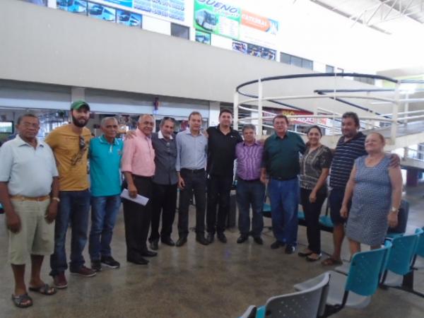Deputados Gustavo Neiva e Rubens Martins vistoriam Terminal Rodoviário de Floriano.(Imagem:FlorianoNews)