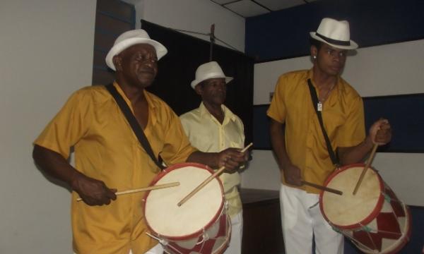  Sonora Brasil apresentou o grupo quilombola Raízes do Bolão em Floriano.(Imagem:FlorianoNews)