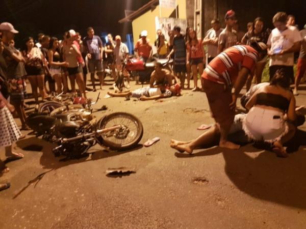 Acidente do moto deixa duas pessoas feridas no interior do PI.(Imagem:Portalr10)