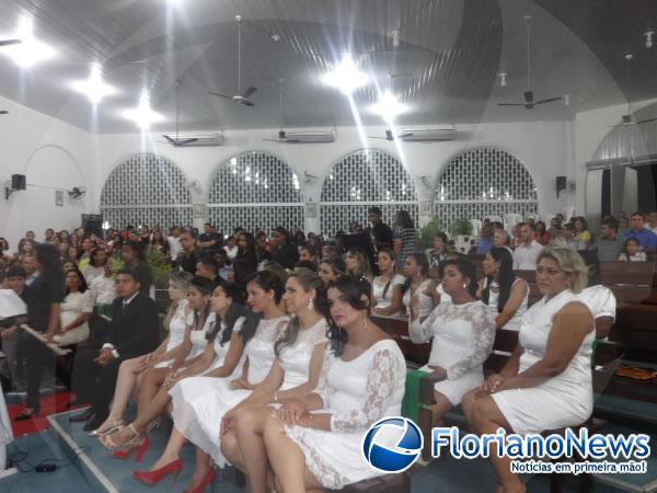 Missa de formatura da turma de Serviço Social.(Imagem:FlorianoNews)