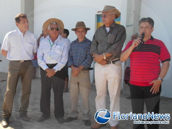 Deputado Gustavo Neiva participou de almoço com os vaqueiros.(Imagem:FlorianoNews)