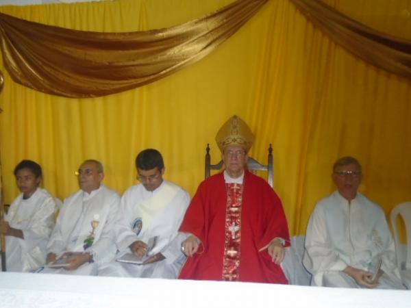 Católicos florianenses participam do encerramento dos festejos de Santa Cruz. (Imagem:FlorianoNews)