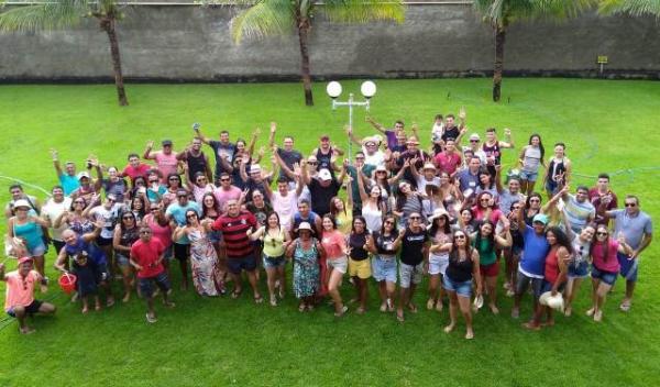 Colaboradores do Armazém Paraíba de Floriano ganham final de semana de lazer no litoral.(Imagem:Divulgação)