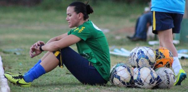Andreia atualmente defende a camisa do Tiradentes-PI. Time disputa semi do Brasileiro.(Imagem: Emanuele Madeira/GloboEsporte.com)