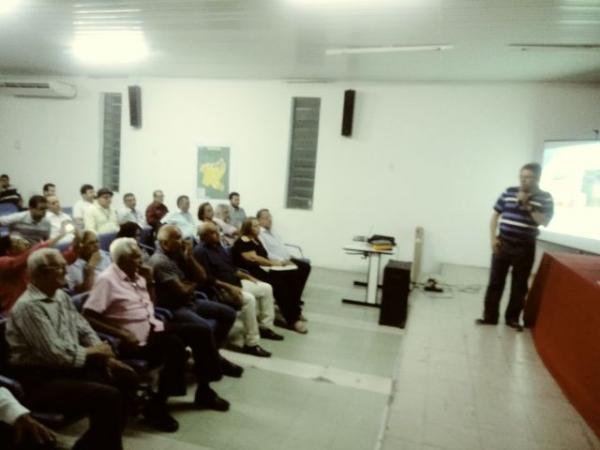 Codevasf discute navegabilidade do Rio Parnaíba com autoridades de Floriano.(Imagem:FlorianoNews)