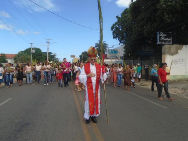 Missas e procissões celebram o Domingo de Ramos em Floriano.(Imagem:FlorianoNews)