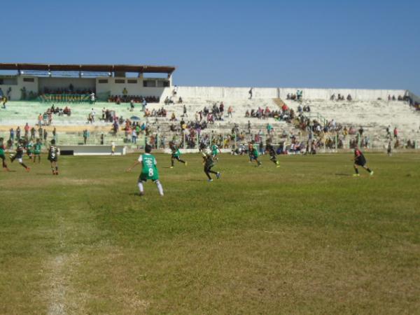Observador técnico do Vasco da Gama avalia novos talentos do futebol em Floriano.(Imagem:FlorianoNews)
