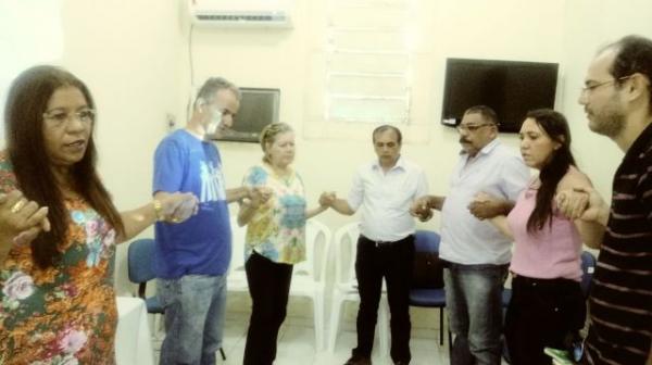 Reunião do Conselho Municipal de Saúde homenageia ex-presidente Antônio Rufino.(Imagem:FlorianoNews)