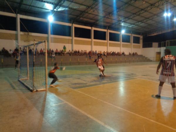 Taça Futsal Cidade de Floriano é encerrada com premiação de times campeões.(Imagem:FlorianoNews)