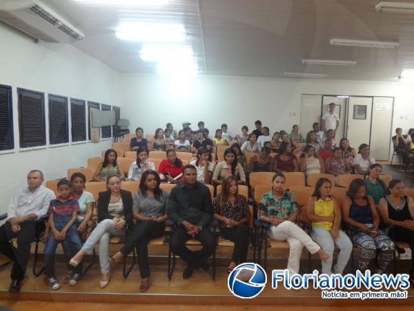 Jovensde Floriano receberam certificado do Projovem Trabalhador.(Imagem:FlorianoNews)