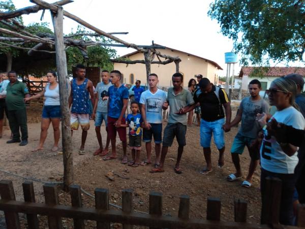 Festejo de Bom Jesus da Lapa na localidade Tabuleiro do Mato.(Imagem:FlorianoNews)