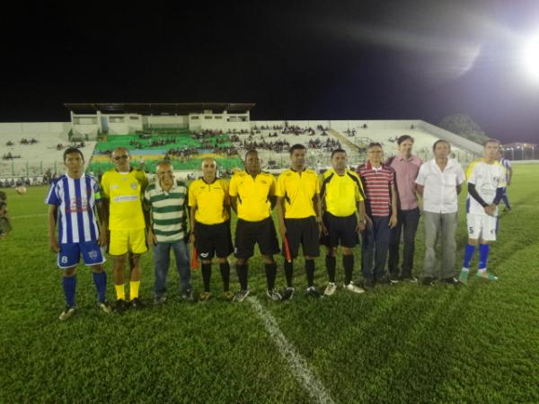 Encerrado em Floriano Campeonato Regional de Futebol Amador.(Imagem:FlorianoNews)