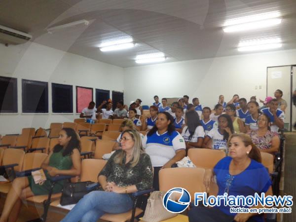 Alunos do Projovem participam de palestra motivacional.(Imagem:FlorianoNews)