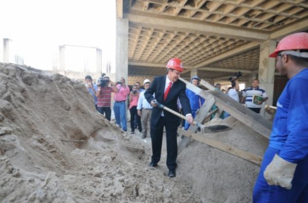 Visita às obras do Centro de Convenções de Teresina. (Imagem:Marcelo Cardoso)