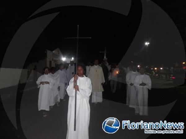 Procissão e missa encerram festejos de Santa Cruz em Floriano.(Imagem:FlorianoNews)