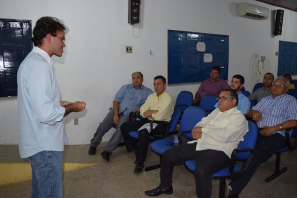 Prefeitura de Floriano visa implementar a Lei Geral da Micro e Pequena Empresa(Imagem:Secom)
