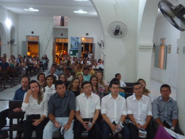 Comoção marca missa de 7º dia do ex-vice-prefeito Salomão Ayres.(Imagem:FlorianoNews)