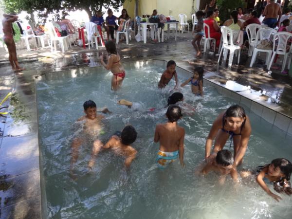 SINTE-PI realizou festa para servidores da educação de Floriano.(Imagem:FlorianoNews)