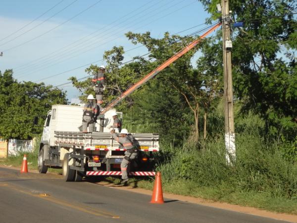 Falta de energia causou transtornos em Floriano.(Imagem:FlorianoNews)