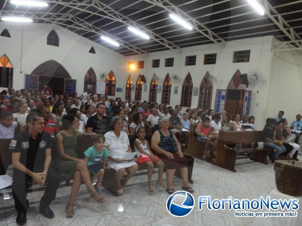  Fé e devoção marcaram o encerramento dos festejos de Santo Antônio em Floriano.(Imagem:FlorianoNews)