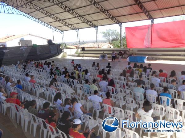 Juventude participou do III Encontro de Integração da Diocese de Floriano. (Imagem:FlorianoNews)