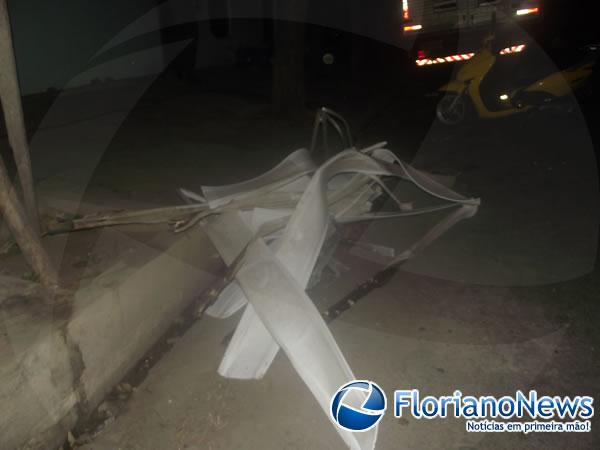 Incêndio causa danos materiais à sorveteria em Floriano.(Imagem:FlorianoNews)