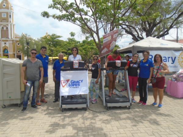 Campanha do Rotary Clube arrecada presentes para Natal das crianças em Floriano.(Imagem:FlorianoNews)