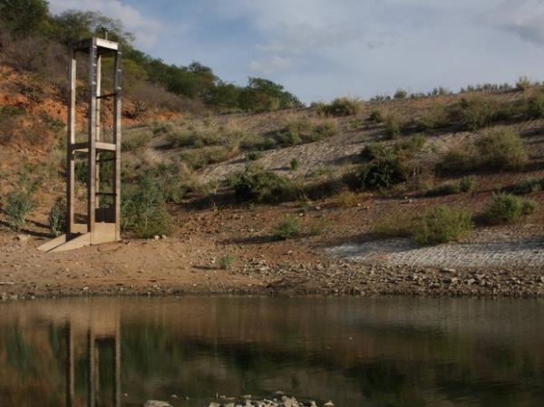 Barragem Cajazeiras, localizada na cidade de Pio IX, Sul do Piauí.(Imagem:Rosa Melo)