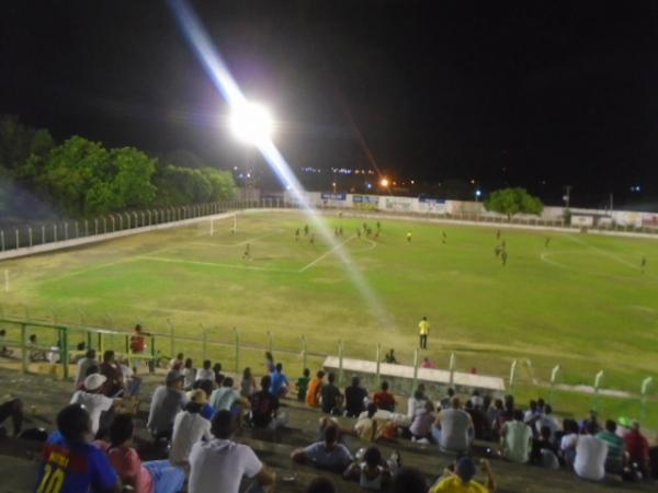 8 de Julho e Portuguesa se classificam para a semifinal do Campeonato Florianense 2017.(Imagem:FlorianoNews)