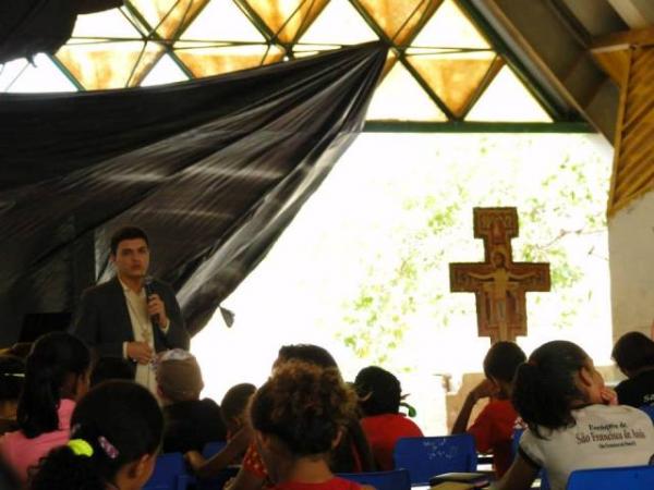 Diocese realiza III Congresso da Pastoral de Coroinhas e Acólitos em Floriano.(Imagem:Daniel Gutembergue)