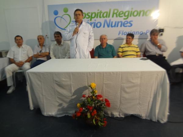 HRTN recebe 2 novas ambulâncias.(Imagem: FlorianoNews)