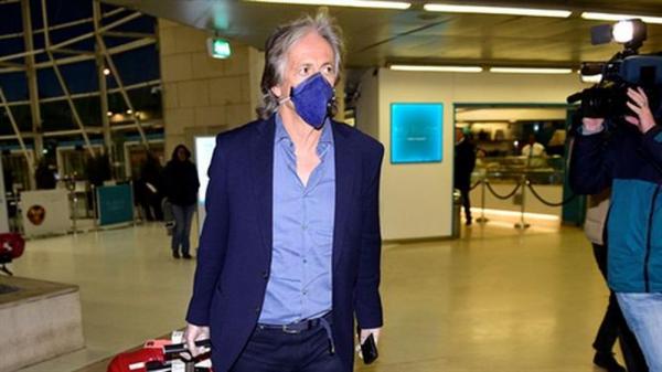 De férias, Jorge Jesus passa quarentena em Portugal.(Imagem: Reprodução / A Bola)