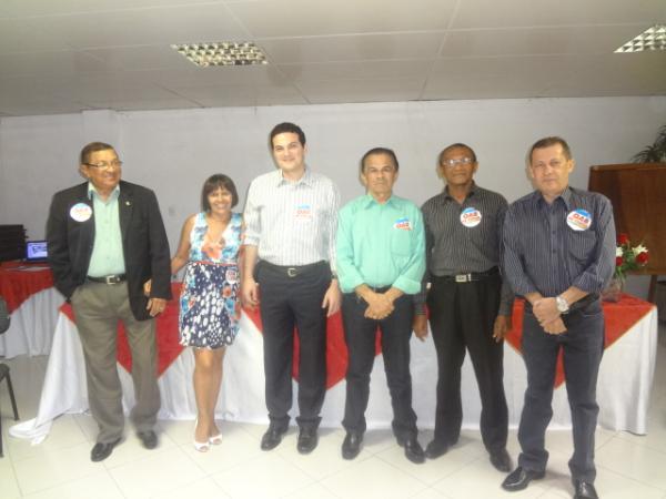 Celso Narros Neto participou de encontro com advogados em Floriano.(Imagem:FlorianoNews)
