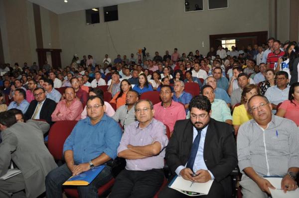 Prefeito Joel Rodrigues acompanha comitiva durante visita do Ministro da Saúde em Teresina.(Imagem:Secom)