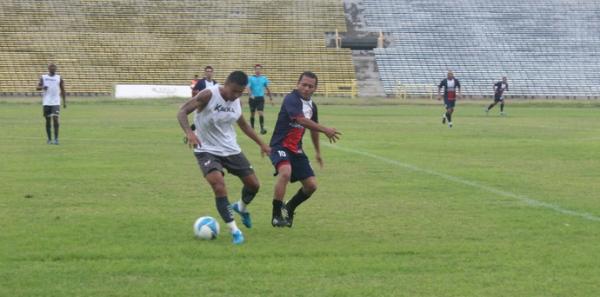 Galo goleia o Atlético Umaitense no segundo jogo do dia.(Imagem:Ramiro Pena/GloboEsporte.com)