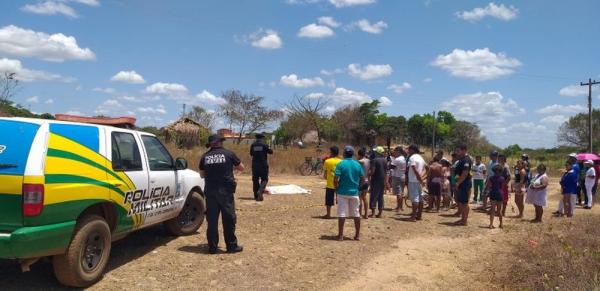 Homem de 30 anos é encontrado morto vítima de espancamento em Esperantina, no Piauí.(Imagem:Clenilton Gomes/ Portal DusCocais)