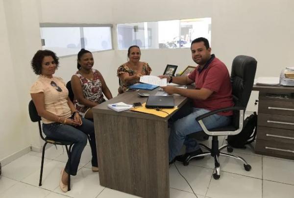 Vereador Akassio recebe lideranças sindicais de Floriano.(Imagem:ASCOM)