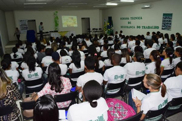 Aberta a I Semana Técnica de Segurança do Trabalho do PRONATEC/SEDUC.(Imagem:Secom)