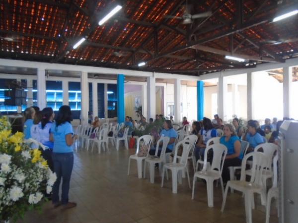 Congresso reúne mães que oram pelos filhos em Floriano.(Imagem:FlorianoNews)