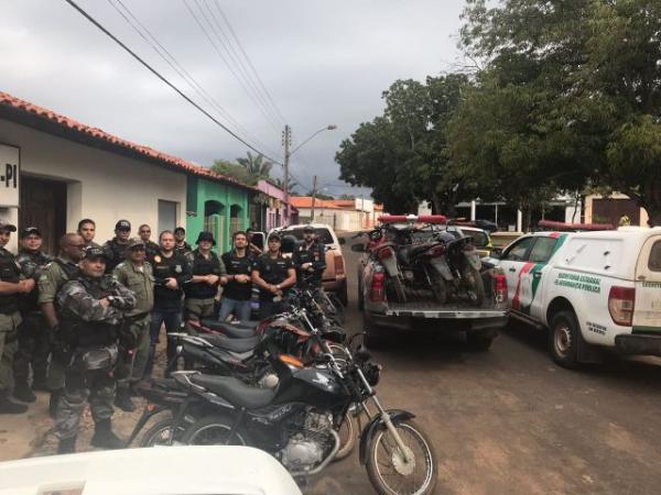 Polícia de Uruçuí realiza megaoperação e recupera motocicletas roubadas.(Imagem:Polícia Militar)