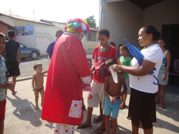 No dia das crianças o Palhaço Carrapeta fez a alegria das crianças(Imagem:redação)