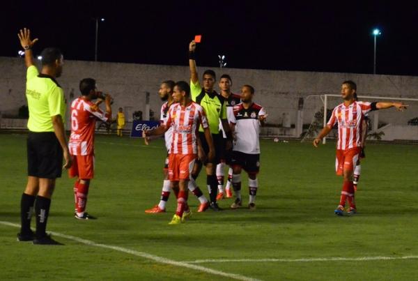 Raphael Freitas deixa clube paraibano depois de desmanche de elenco.(Imagem: Juliana Bandeira/GloboEsporte.com/pb)