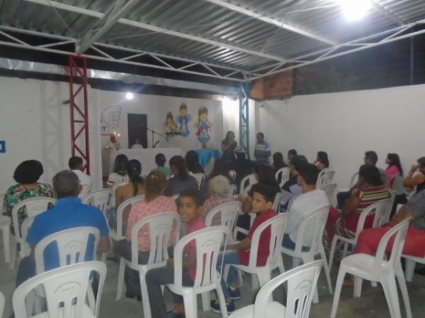 Missa comemora aniversário do Instituto Educacional Anjos do Saber.(Imagem:FlorianoNews)