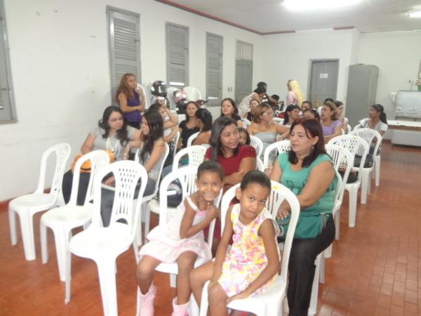 Realizado o Curso Básico de Libras em Floriano.(Imagem:FlorianoNews)