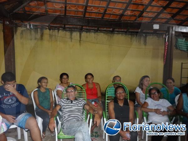 Moradores realizaram encerramento de novenário da Quaresma no bairro Irapuá II.(Imagem:FlorianoNews)