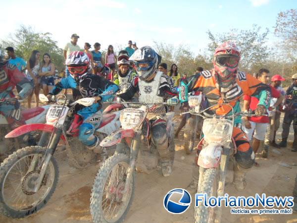 Muita adrenalina marca final de semana na Arena Cross.(Imagem:FlorianoNews)