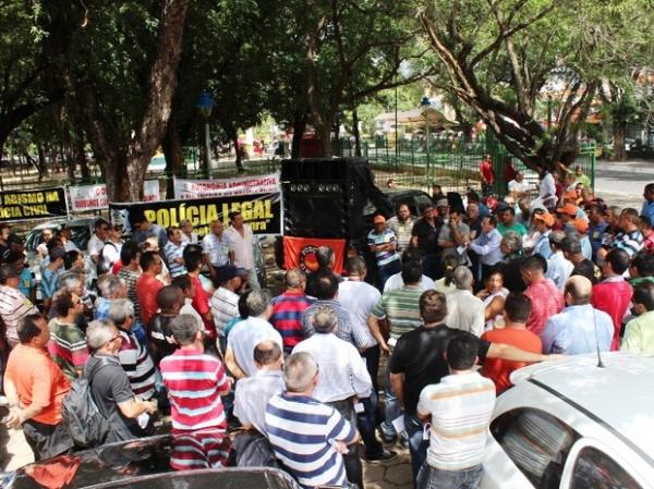 Policiais Civis do Piauí realizam movimento Polícia Legal no Centro de Teresina.(Imagem:Gilcilene Araújo/G1)